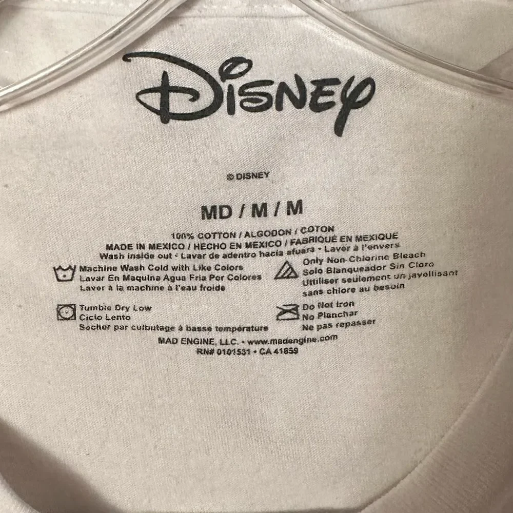 👻✨🧚🏽‍♂️ Disney “Baddies” cotton T-shirt size medium